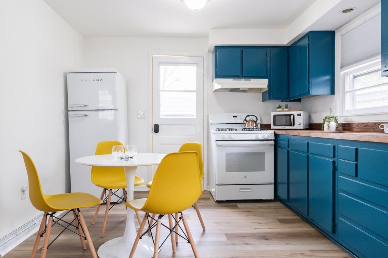 Retro Retreat Renovated 2Br, Desk, No Chore List! Кінгстон Екстер'єр фото